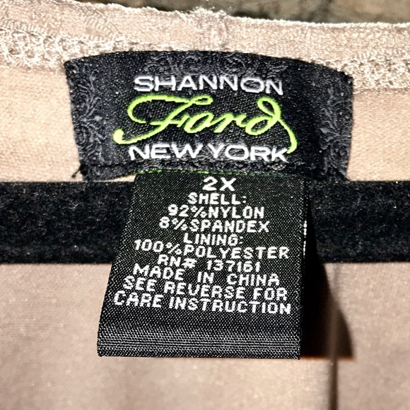 Shannon Ford New York Blouse - Picture 3 of 3